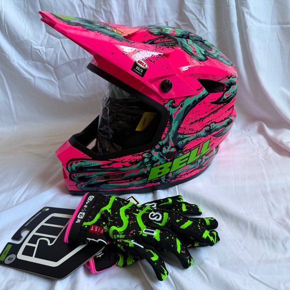 Bell Sanction 2 Dlx MIPS XS Small mtb BMX downhill helmet Brand New Fist gloves - Picture 3 of 5